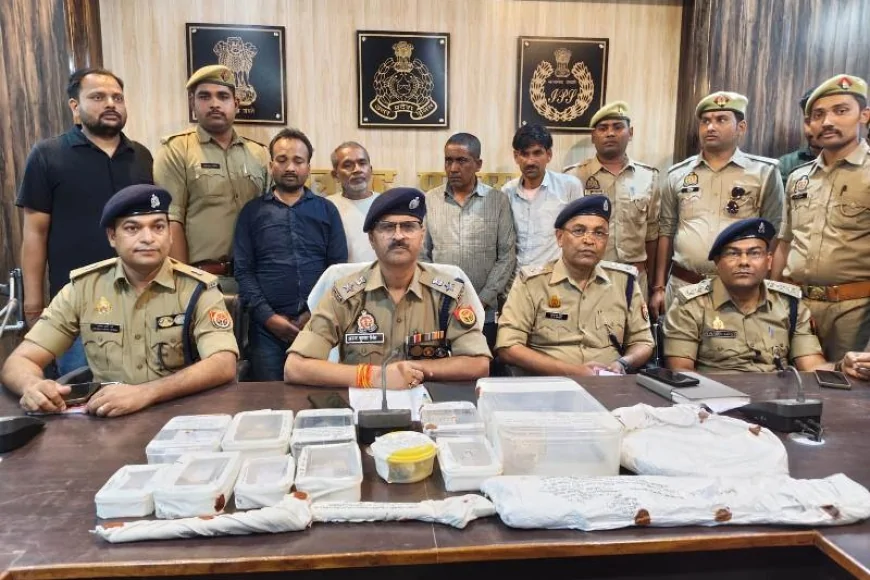 चित्रकूट : मंदिरों में हुई चोरियों का खुलासा, चार शातिर गिरफ्तार