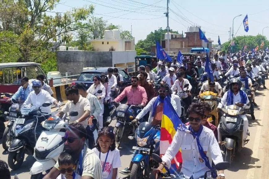 बांदा में धूमधाम से मनाई गई डॉ. भीमराव अंबेडकर जयंती, निकली विशाल बाइक रैली