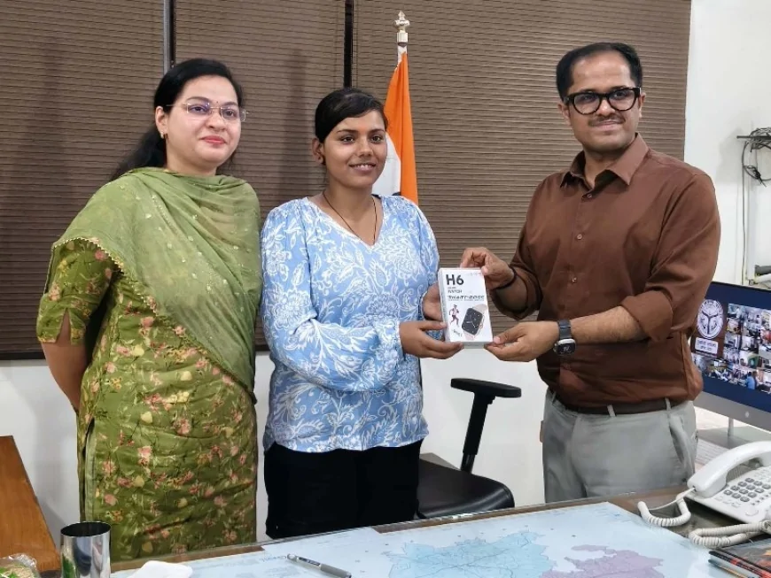 डीएम ने किया सम्मानित, हर संभव मदद का दिया भरोसा