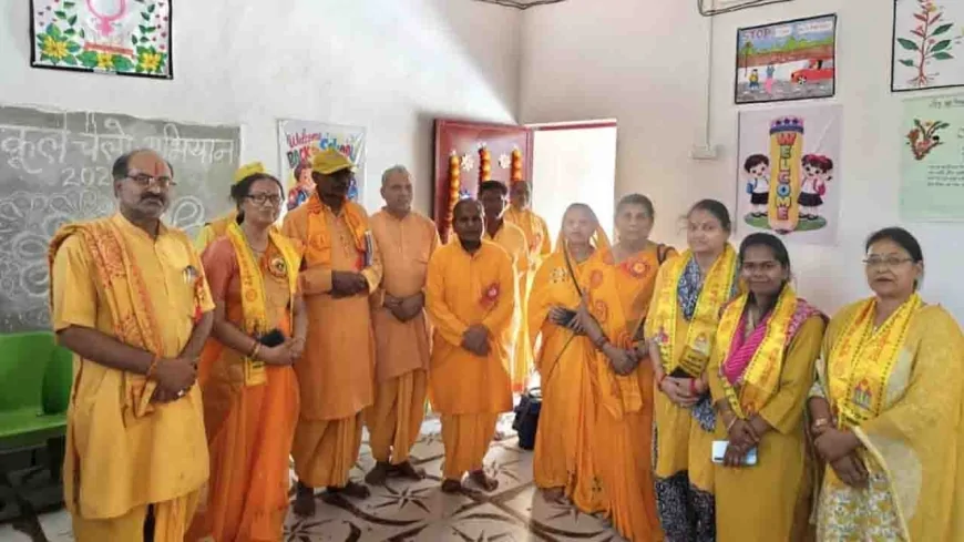 गायत्री शक्तिपीठ की ज्योति कलश यात्रा का जारी गांव में भव्य स्वागत