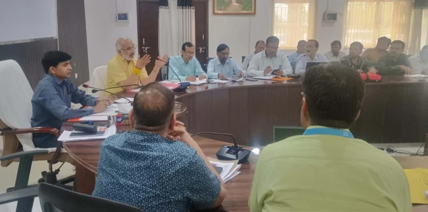 उपचार में लापरवाही पर जिम्मेदार होंगें प्रभारी चिकित्सा अधिकारी : सीडीओ