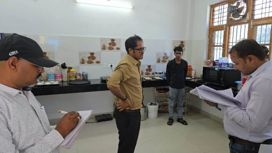 सर्किट हाउस की व्यवस्थाओं का डीएम ने लिया जायजा