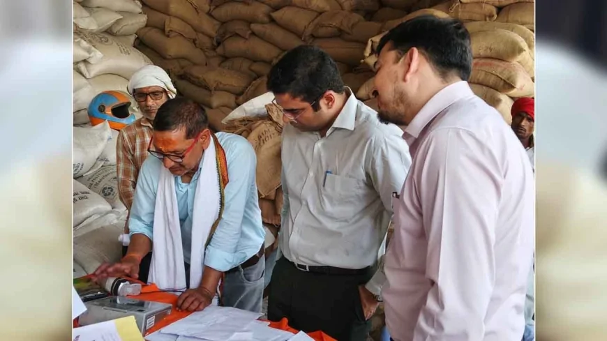 गेहूं खरीद व्यवस्था पर डीएम सख्त, मंडी के क्रय केंद्रों का औचक निरीक्षण