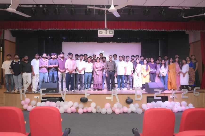 ‘REVERB 2026’ में प्रतिभाओं की गूंज, सांस्कृतिक और साहित्यिक प्रस्तुतियों से सजा राजकीय इंजीनियरिंग कॉलेज, बाँदा