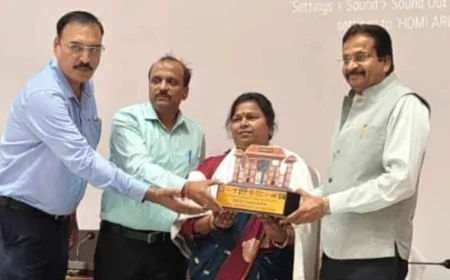 कर्मठता और उत्कृष्ट प्रशासनिक कार्यों के लिए प्रो. दीपाली गुप्ता सम्मानित