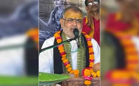 श्रीकृष्ण ने वंशी बजाकर प्रेम भक्ति का दिया संदेश : शास्त्री