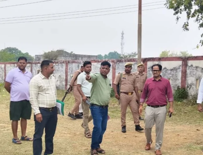 डीएम ने निरीक्षण कर स्पोर्टस स्टेडियम की देखी व्यवस्था