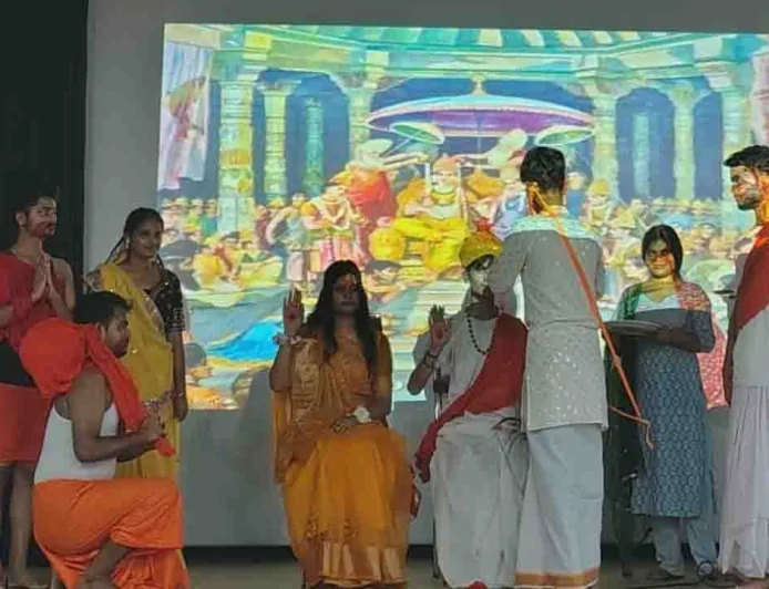 राजकीय इंजीनियरिंग कॉलेज, बांदा में ‘रामायण’ पर अंग्रेज़ी रोल प्ले, विद्यार्थियों ने बिखेरा प्रतिभा का रंग
