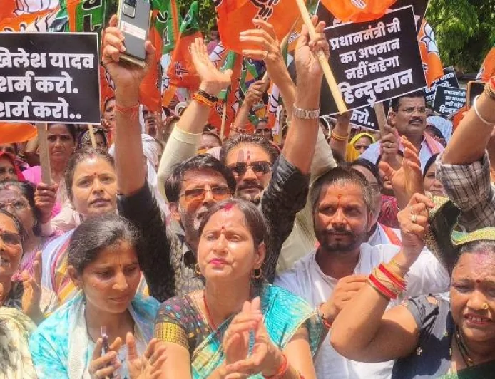 प्रधानमंत्री पर टिप्पणी को लेकर भाजपा महिला मोर्चा का जोरदार प्रदर्शन