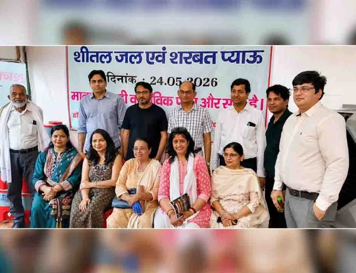 भीषण गर्मी में राहत का सहारा बनी कलेक्ट्रेट की छबील सेवा, 24वें दिन मेडिकल एसोसिएशन ने बांटा जलजीरा, शरबत और पेठा