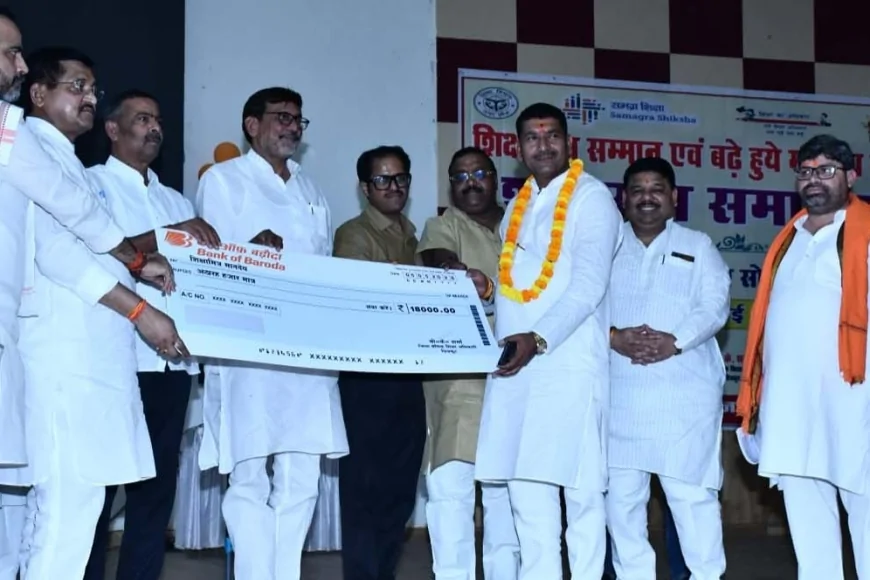 भाजपा ने पूरी की शिक्षामित्रों की मांग, बढ़ा मानदेय : रामकेश निषाद