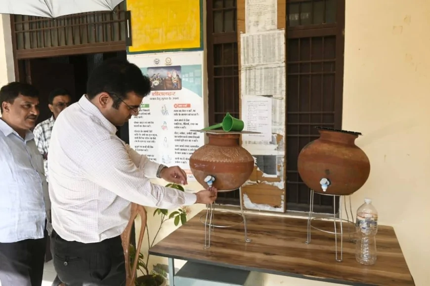 भीषण गर्मी के बीच जिला अस्पताल पहुंचे डीएम, मरीजों के लिए ‘कूलिंग प्वाइंट’ बनाने के निर्देश
