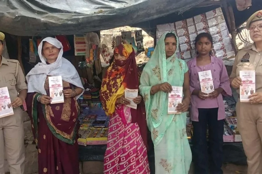 क्षेत्र भ्रमण कर एंटी रोमियो टीमो ने किया जागरुक