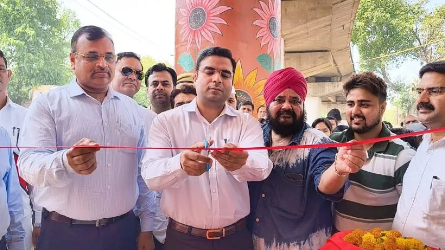 भीषण गर्मी में राहत: कचहरी चौराहे पर शीतल पेयजल के साथ उबले चना-शरबत वितरण