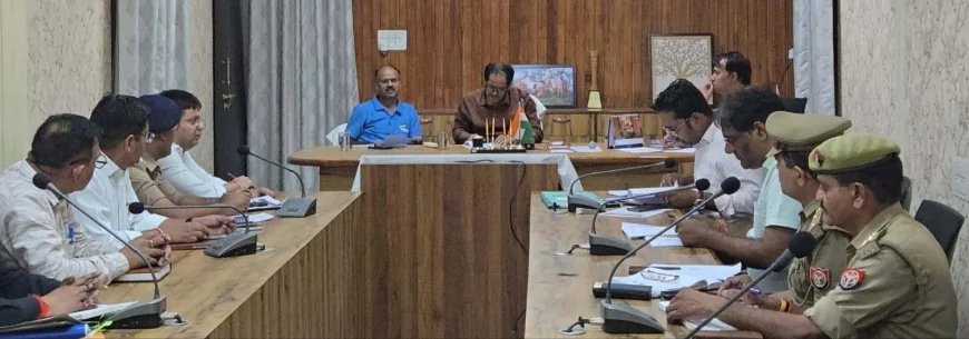 नाव सुरक्षा एवं नाविक कल्याण नीति के प्रभावी क्रियान्वयन को लेकर हुई बैठक