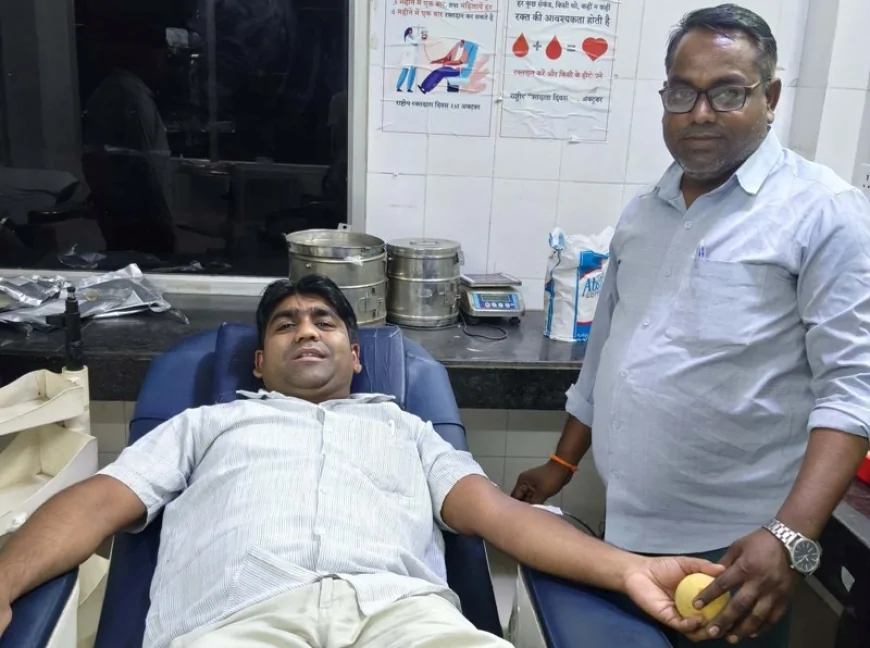 कर्मचारी ने रक्तदान कर मासूम की बचाई जान