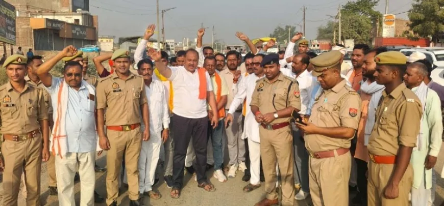 पुलिस ने विधानसभा का घेराव करने जा रहे प्रधानों को रोका
