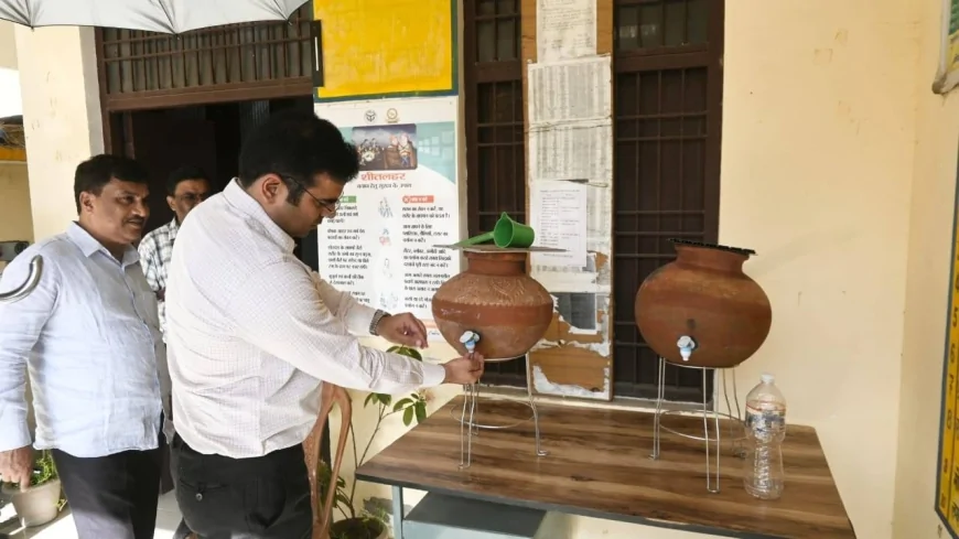 भीषण गर्मी के बीच जिला अस्पताल पहुंचे डीएम, मरीजों के लिए ‘कूलिंग प्वाइंट’ बनाने के निर्देश