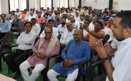 विश्व योग दिवस पर चित्रकूट में 108 स्थानों पर होगें योग शिविर