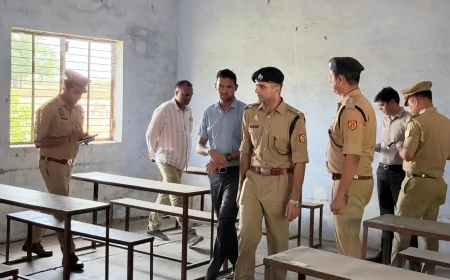 पुलिस भर्ती परीक्षा की तैयारियों का डीएम और एसपी ने किया निरीक्षण