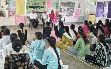 प्रशिक्षण की प्रगति देखकर भावविभोर हो उठे संस्थान के निदेशक