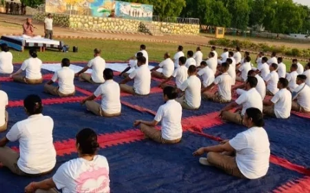 पुलिस कर्मियों ने योग सप्ताह के दौरान किया योगाभ्यास