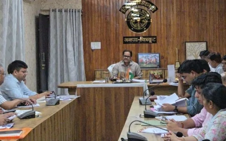 ए-ग्रेड रैंकिंग सुनिश्चित करें अधिकारी : डीएम