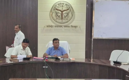 चकबंदी प्रक्रियाधीन ग्रामों की उप संचालक चकबंदी ने की समीक्षा