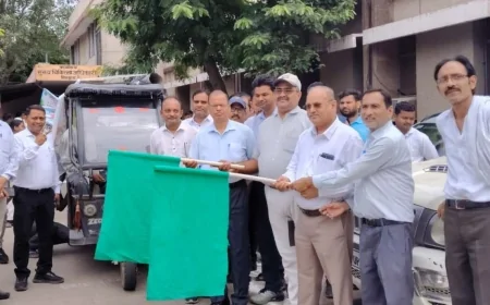 सीएमओ ने जागरुकता रैली को दिखाई हरी झंडी, जनपदवासियों से की सहयोग की अपील