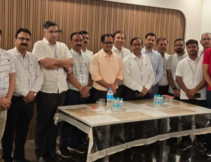 प्रशिक्षण में डीएम ने साझा किए प्रशासनिक अनुभव