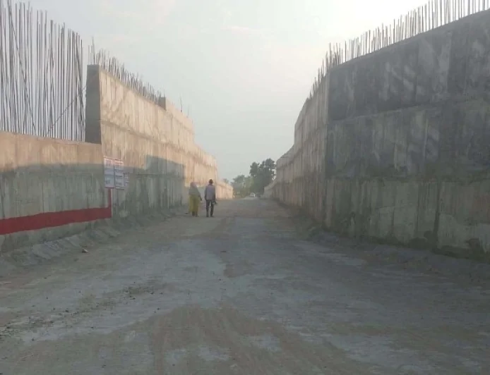 रेलवे फाटक पर सब-वे निर्माण से आवागमन होगा सुगम एवं सुरक्षित