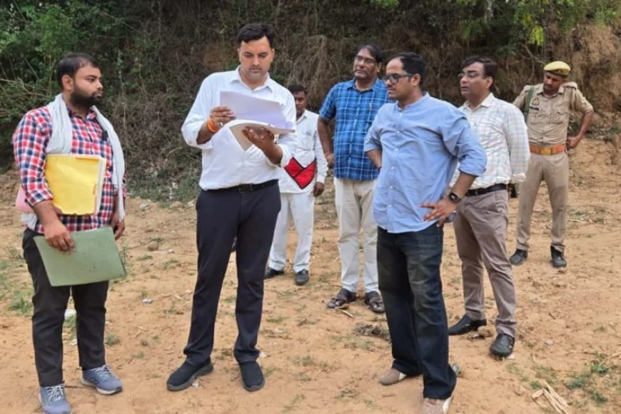 डीएम ने सरकारी भूमि का किया औचक निरीक्षण