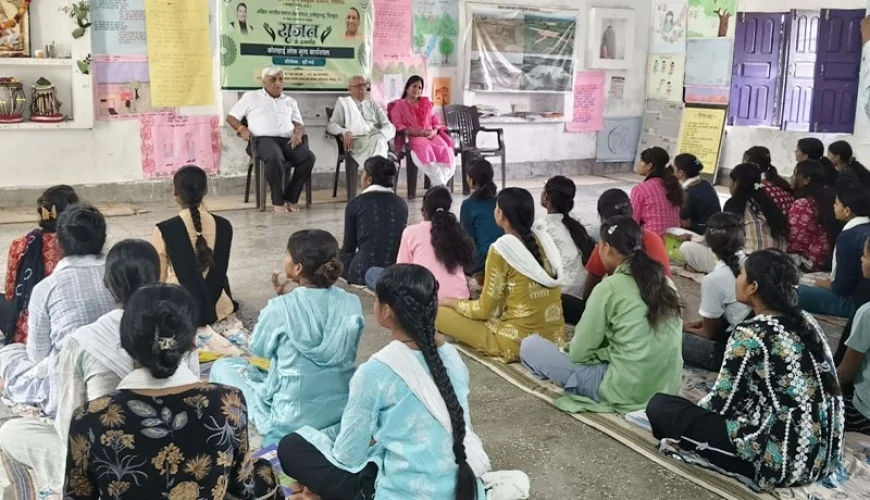 प्रशिक्षण की प्रगति देखकर भावविभोर हो उठे संस्थान के निदेशक