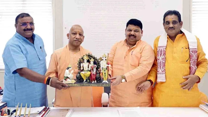 सीएम से मिले जनप्रतिनिधि, चित्रकूट के विकास पर हुई विस्तृत चर्चा