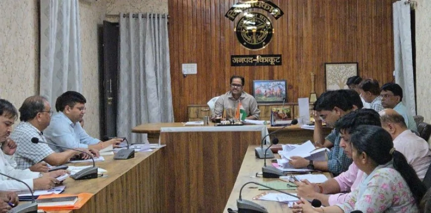 ए-ग्रेड रैंकिंग सुनिश्चित करें अधिकारी : डीएम