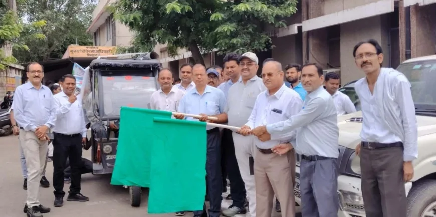 सीएमओ ने जागरुकता रैली को दिखाई हरी झंडी, जनपदवासियों से की सहयोग की अपील