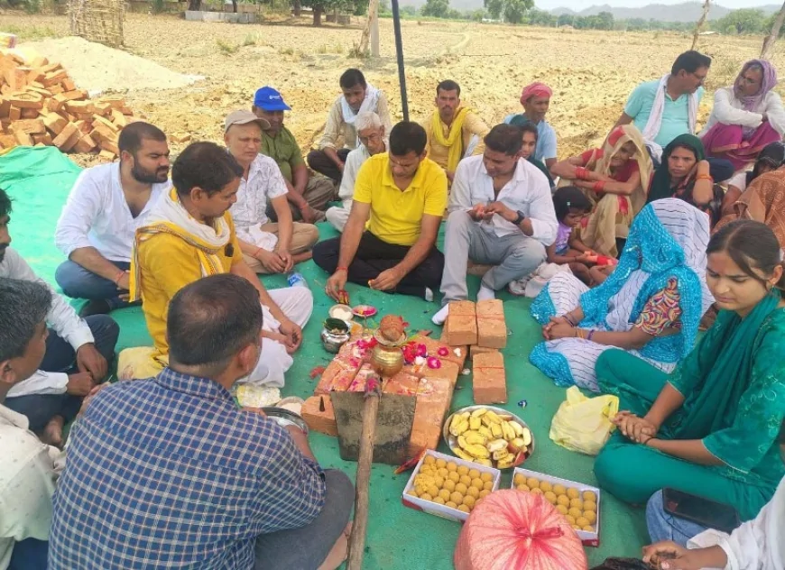 सिलखोरी में लेमनग्रास ऑयल यूनिट के लिए हुआ भूमि पूजन