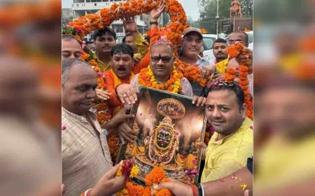 भव्य स्वागत : भाजपा क्षेत्रीय अध्यक्ष रामकिशोर साहू का बाँदा में प्रथम आगमन