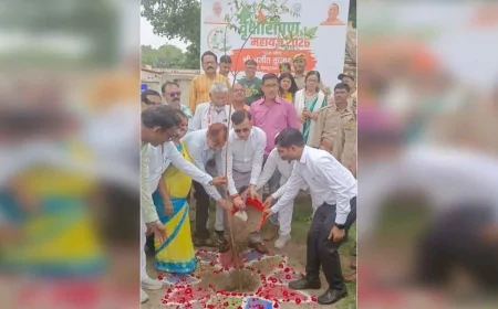 पर्यावरण संरक्षण में अहम भूमिका निभाने वालों को किया गया सम्मानित
