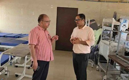 डीएम ने जिला चिकित्सालय का निरीक्षण कर देखी व्यवस्थाएं, दिए निर्देश