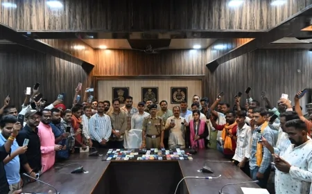 पुलिस ने 102 गुमशुदा मोबाइल बरामद कर मालिकों को लौटाए, 15.75 लाख रुपये की संपत्ति हुई रिकवर