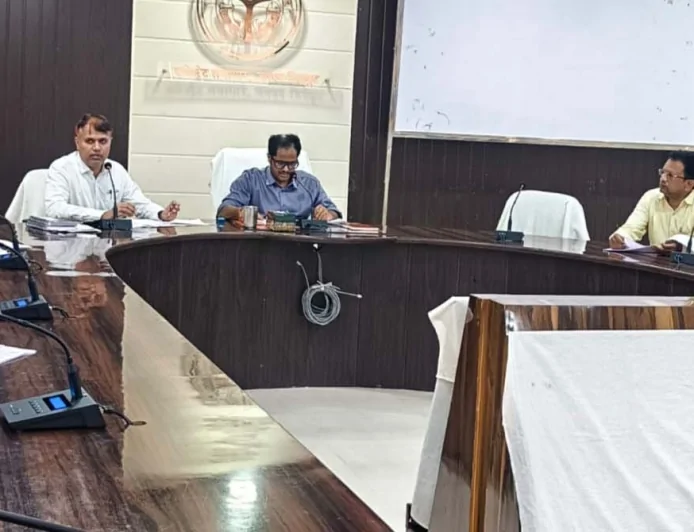विधानसभा चित्रकूट व मानिकपुर के मतदेय स्थलों का हुआ संभाजन