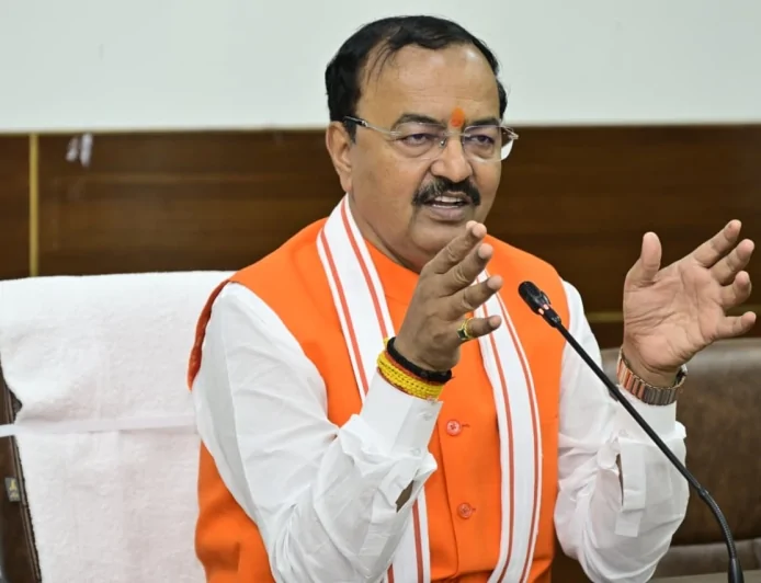ग्रामीण युवाओं और महिलाओं को आत्मनिर्भर बनाने पर जोर, उपमुख्यमंत्री केशव प्रसाद मौर्य ने दिए अहम निर्देश
