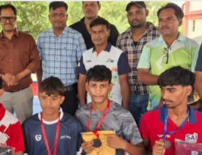 चित्रकूट के सोमेश ने बाक्सिंग में जीता कांस्य पदक