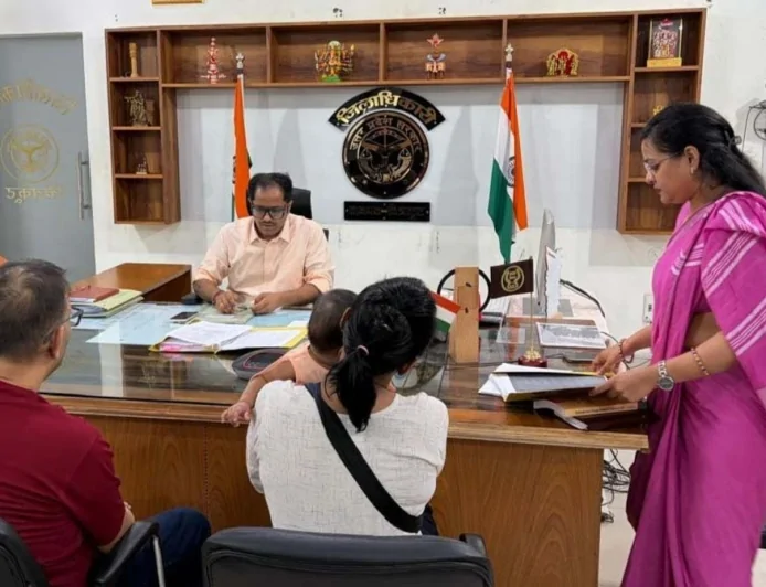 जिले में पहली बार पूरी हुई विधिक दत्तक ग्रहण प्रक्रिया