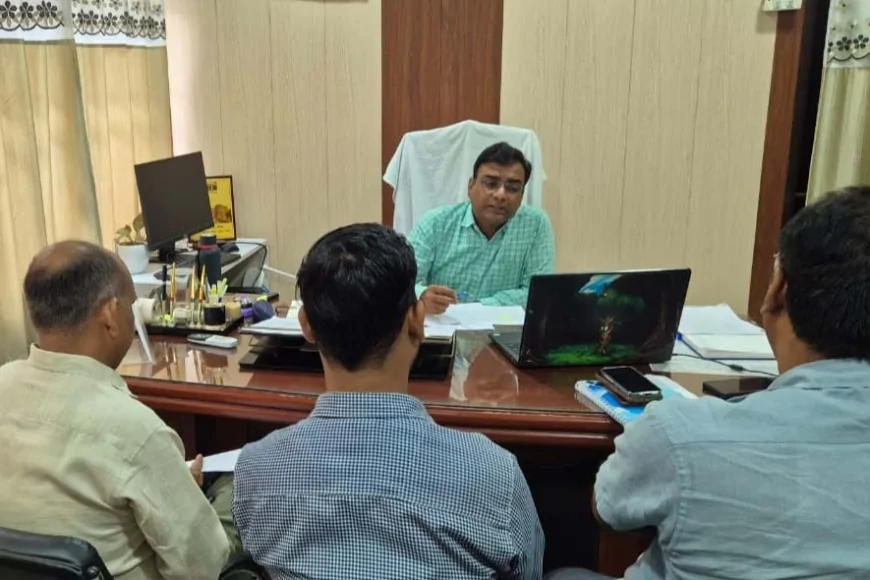 कैम्प लगाकर वेंडरों को वितरित करें ऋण : एडीएम