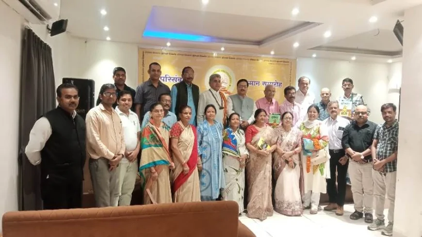 ​बुंदेलखंड के वैभव को वैश्विक पटल पर स्थापित करेगा 'बुंदेलखंड विश्वकोश' : प्रो. यशवंत ठाकुर
