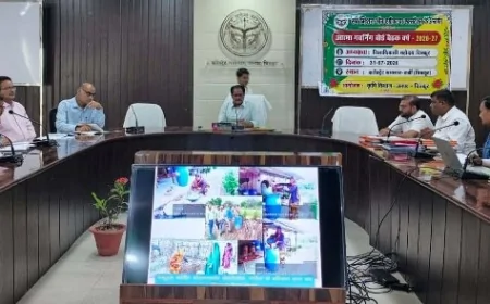 स्वयं सहायता समूहों को आत्मनिर्भर एवं उद्यमी बनाने पर दिया जोर