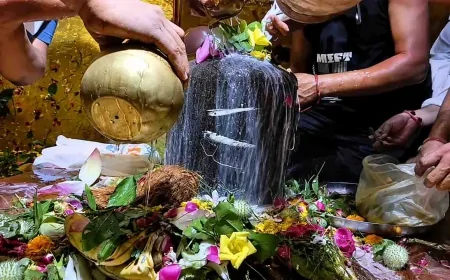 सावन के पहले सोमवार पर बामदेवेश्वर मंदिर में उमड़ा आस्था का सैलाब, श्रद्धालुओं ने किया जलाभिषेक