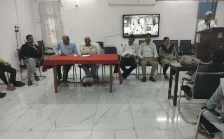भावी पीढ़ी को इतिहास से सीख लेने को किया गया प्रेरित